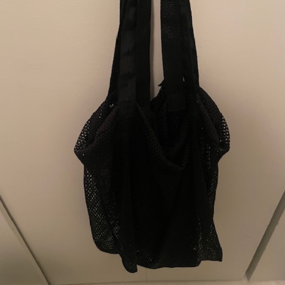 Black Mesh Nylon Tote Bag (2 in 1) - Picture 2 of 8